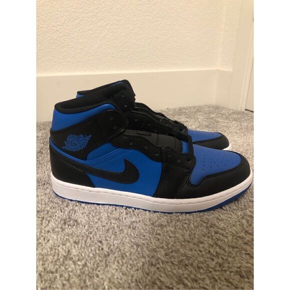 Nike Air Jordan 1 Mid Men's Size 10.5 - Picture 2 of 7